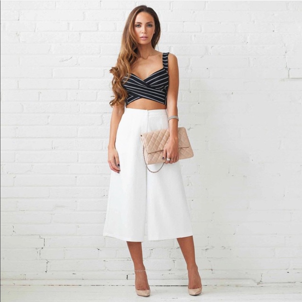 COVETED BASICS Embossed Culottes Pants